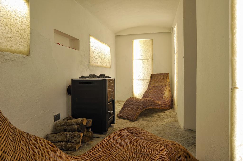 Piccolo Hotel Aurora อับบาเดียซานซัลวาตอเร ภายนอก รูปภาพ