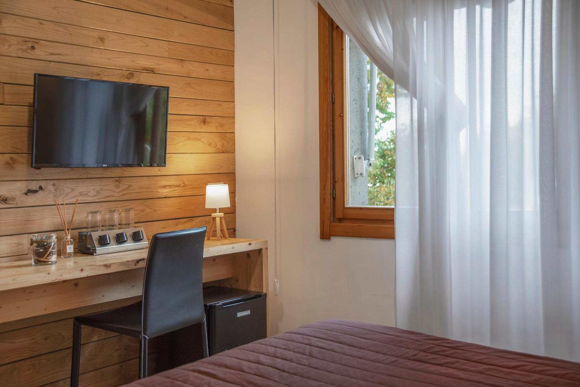Piccolo Hotel Aurora อับบาเดียซานซัลวาตอเร ภายนอก รูปภาพ
